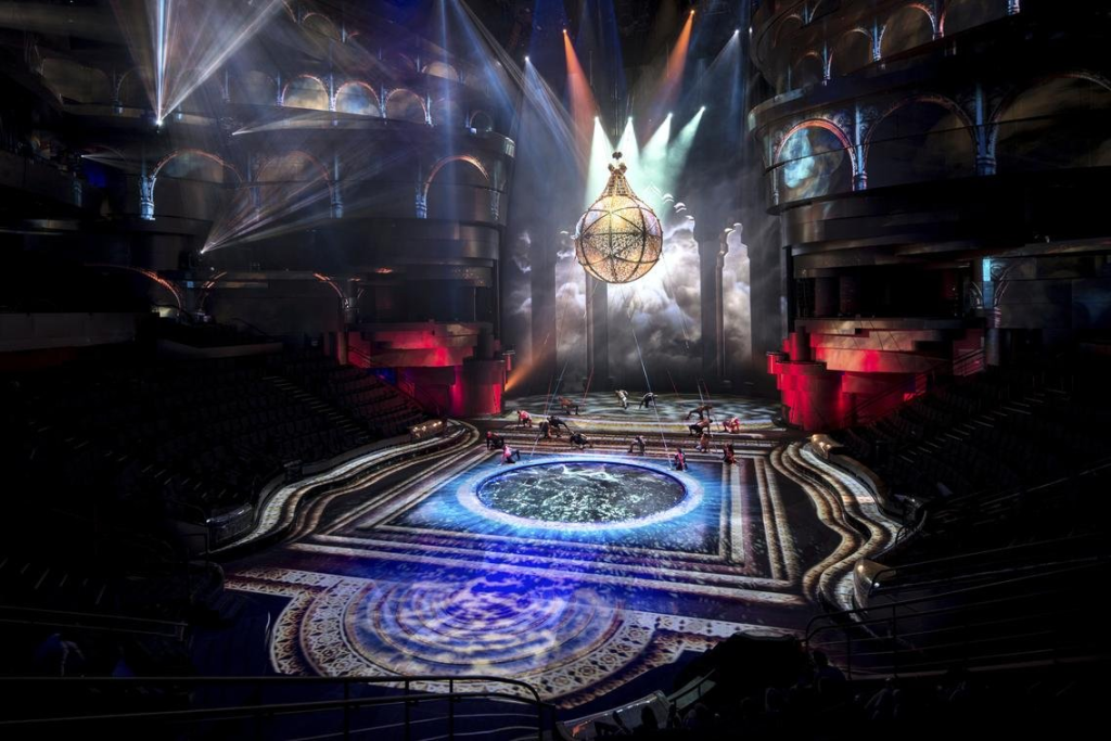 LA PERLE DUBAI-Ticket only Silver