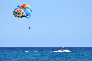 Parasailing Experience in Dubai Marina -15 Min ( Single )