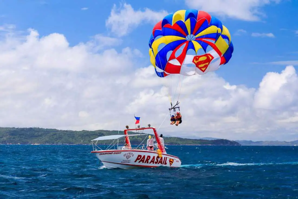 Parasailing Experience in Dubai Marina-15Min Triple;