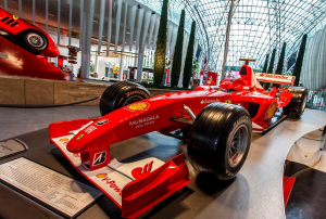 Multi Park-Ferrari-Warner Bros-Yas Water-SeaWorld